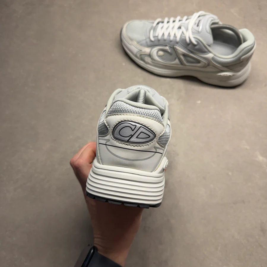 CD B30 Grey and White