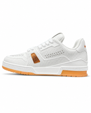 Trainer Orange