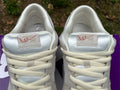 Dunk SB City of Love Light Bone 3