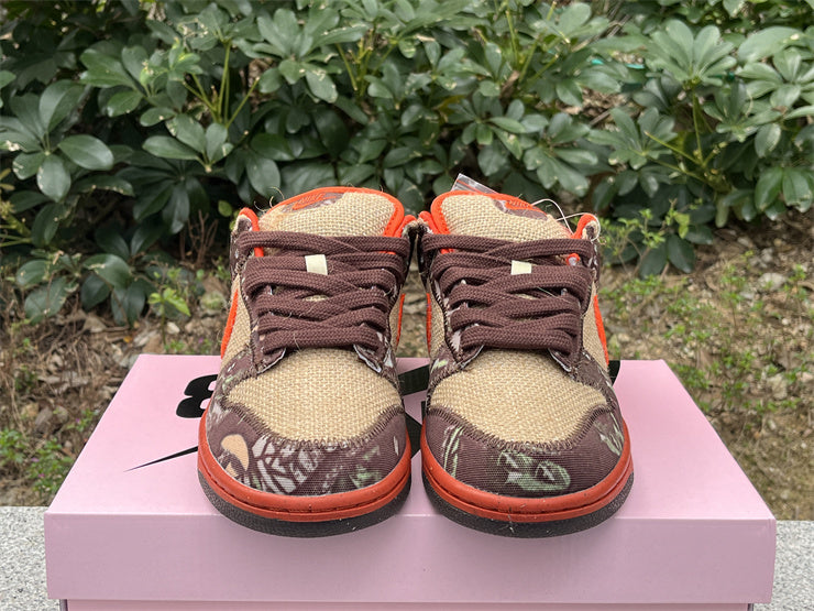 Dunk SB Reese Forbes Hunter