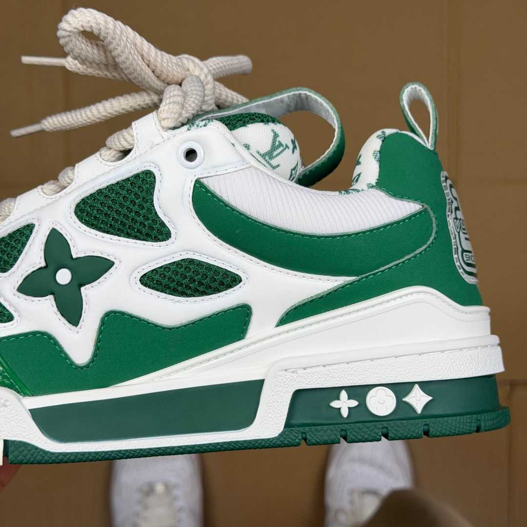 Skate Green and White