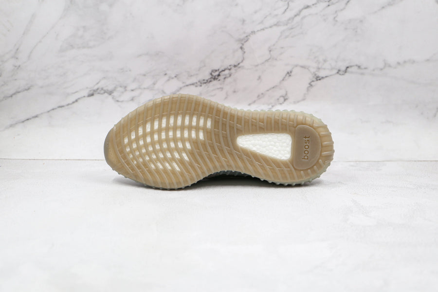 Boost 350 Beluga