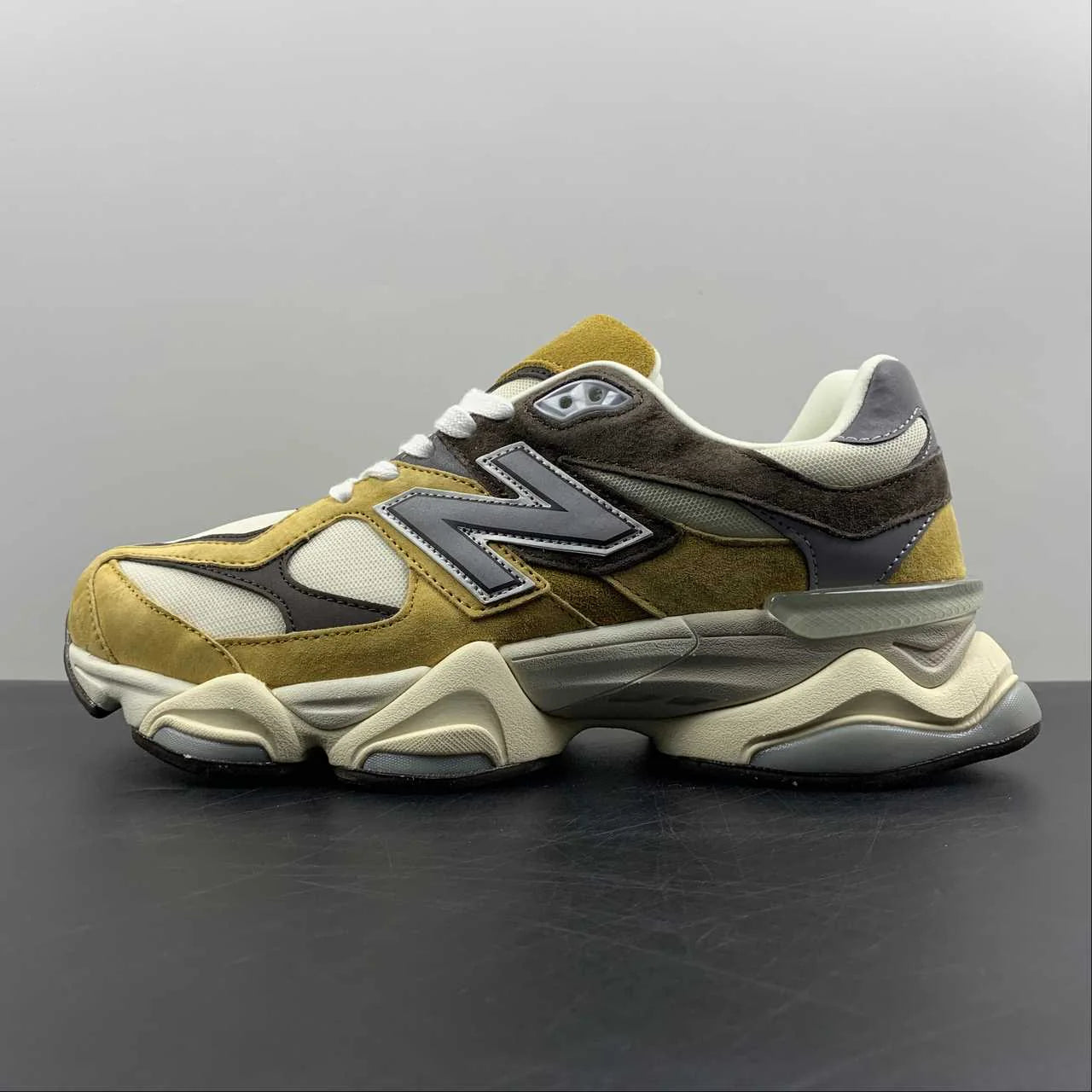 9060 Workwear