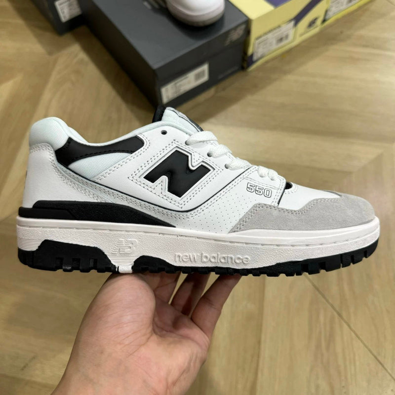 550 White and Black
