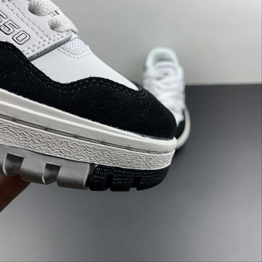 550 White and Gray