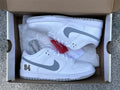 Dunk SB Supreme 94 White Metallic Silver 5