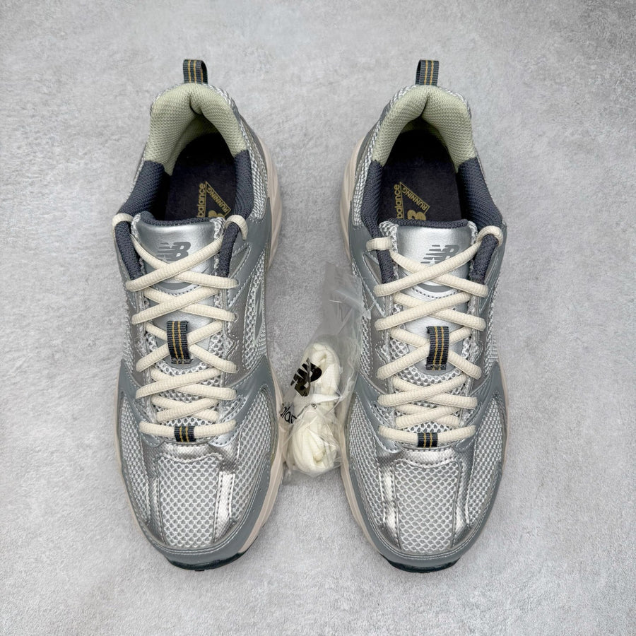 NB 530 Silver and Gold