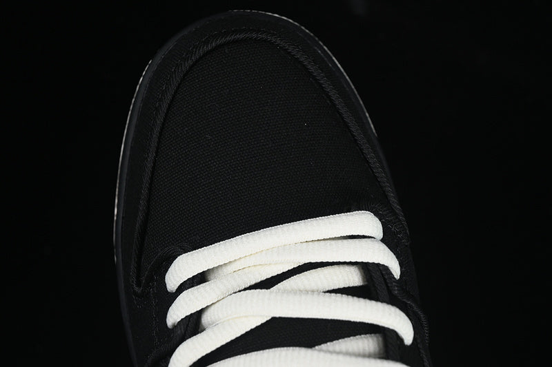 Dunk SB Brown Black And White