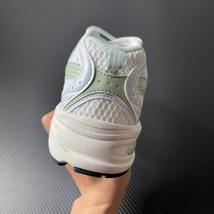 NB 530 Green and Blue