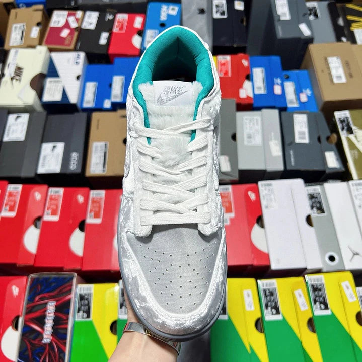 Dunk Low Frey