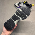 B22 Violet White 5