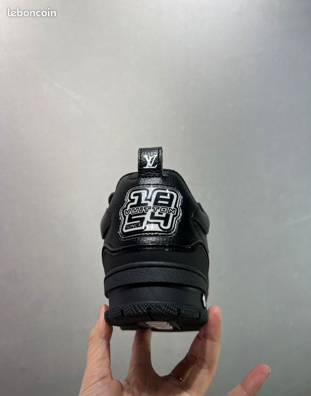 Skate Black