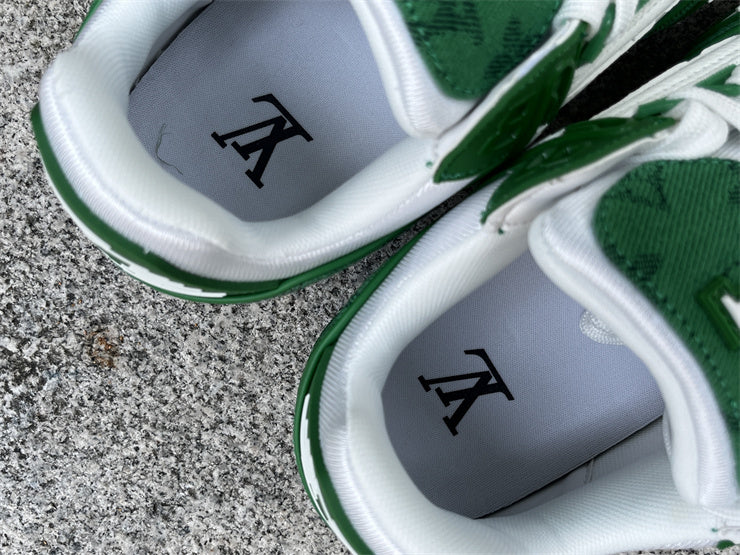 Trainer Green and White 2