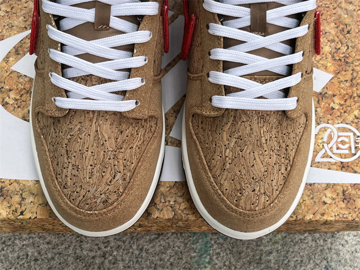 Dunk SB Cork