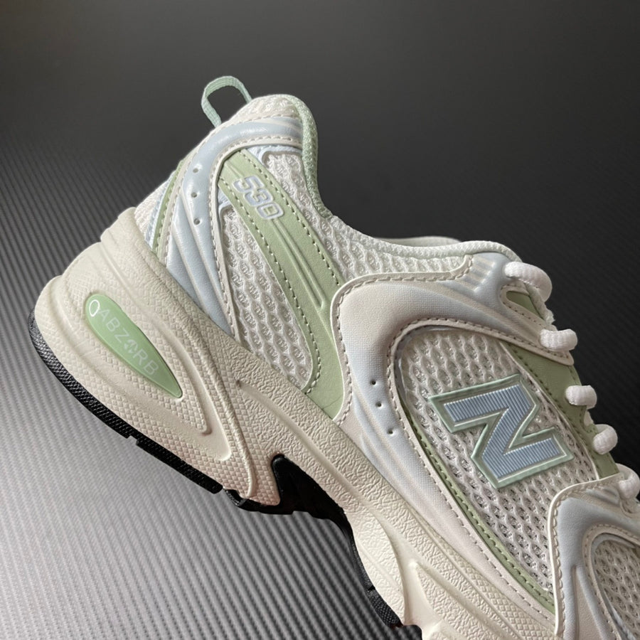 NB 530 Green and Blue