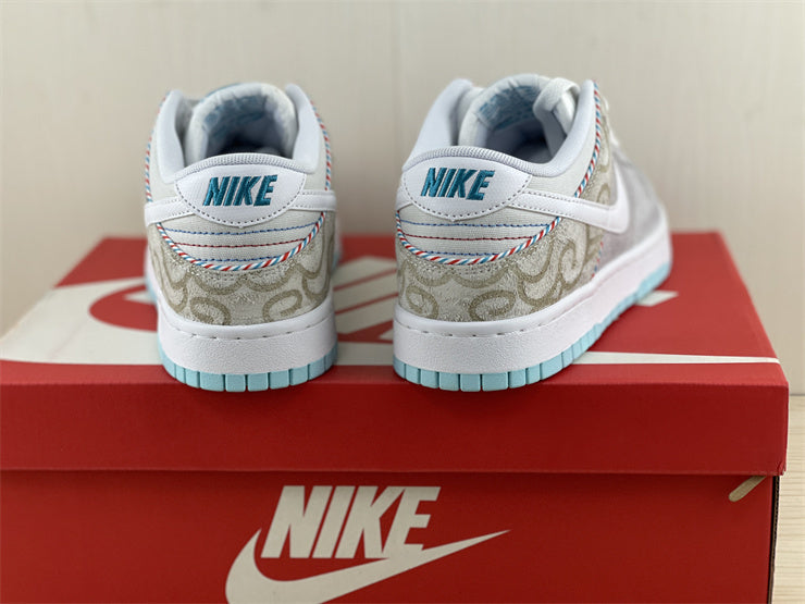 Dunk Low White Barber