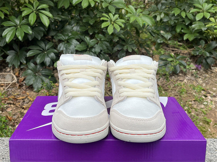 Dunk SB City of Love Light Bone