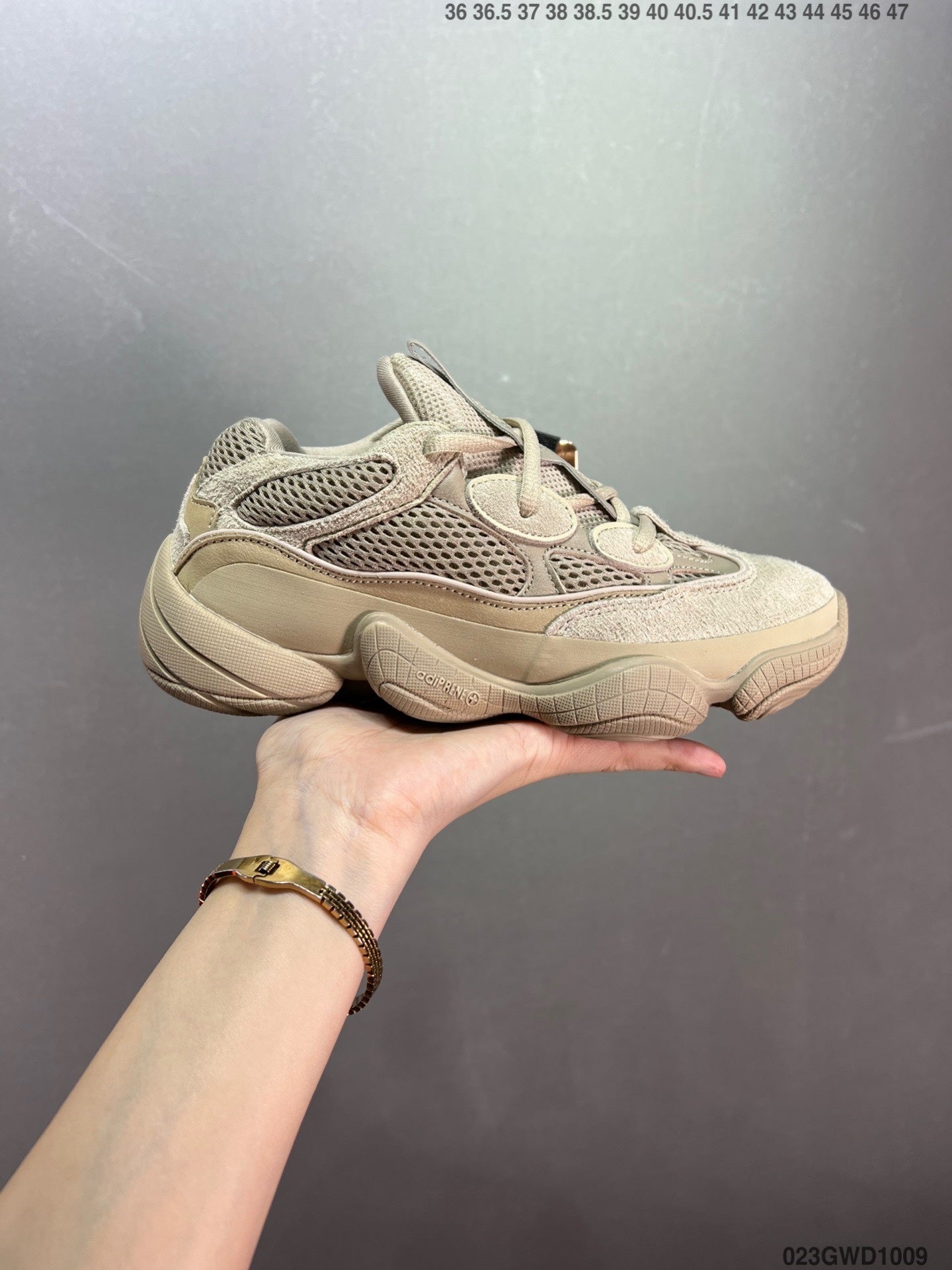 500 Brown