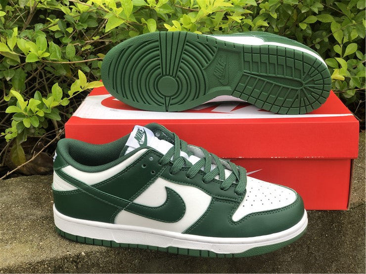 Dunk Low Green and White