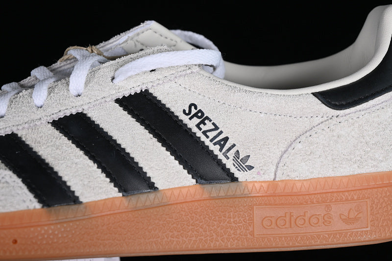 AD Spezial Black gum