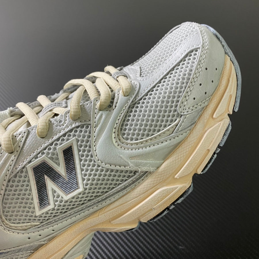NB 530 Grey and Yellow