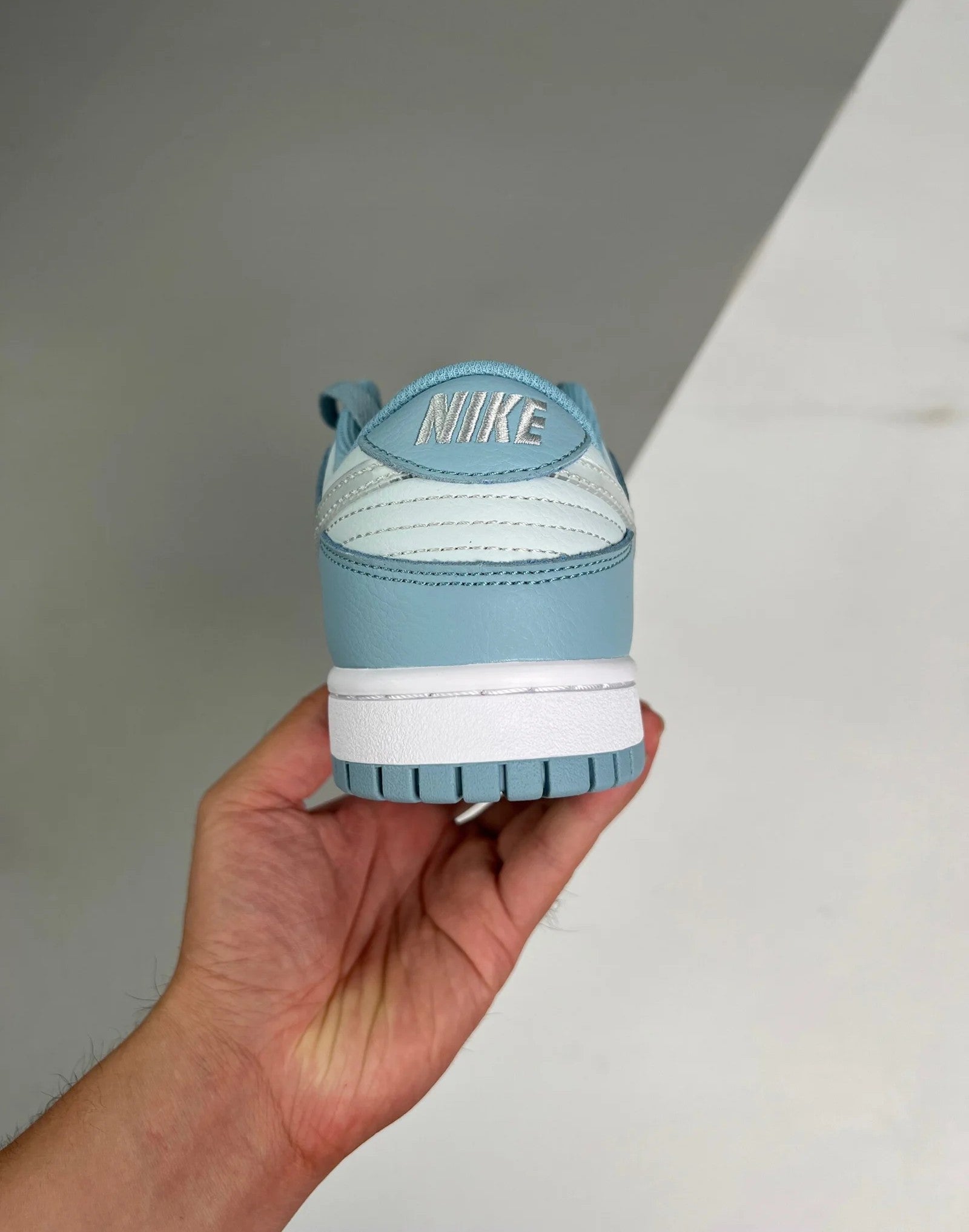Dunk Low Fleece Swoosh Light Blue