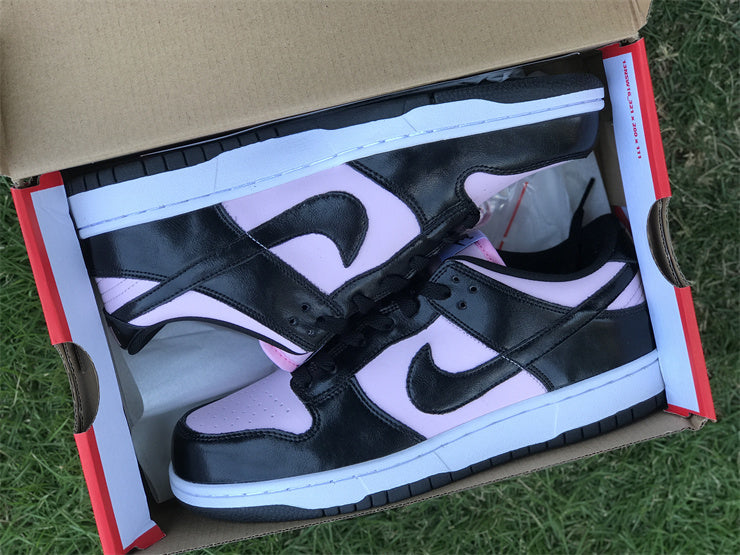 Dunk Low Black and Pink