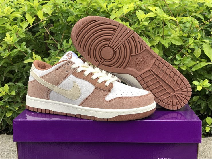 Dunk SB Medium Curry