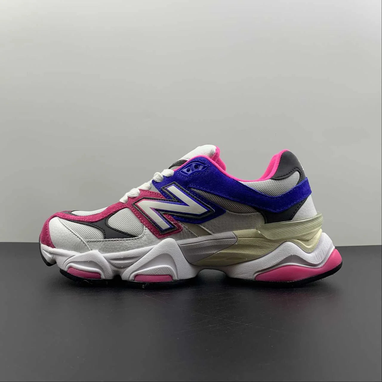 9060 Pink & Blue