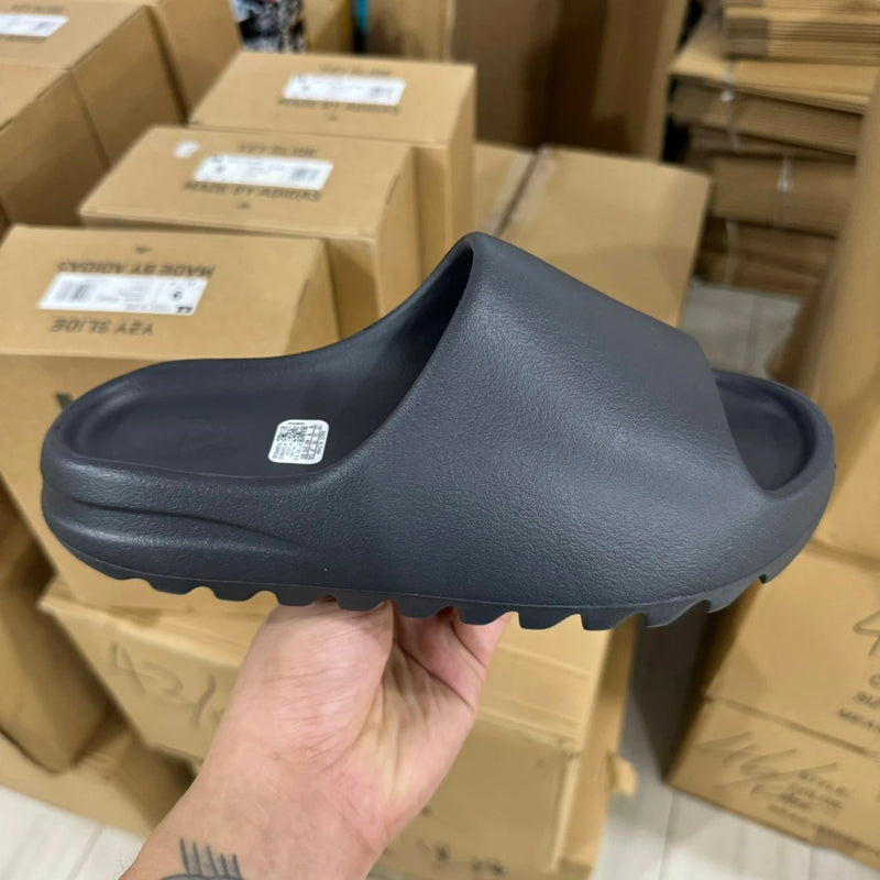 Slide Black