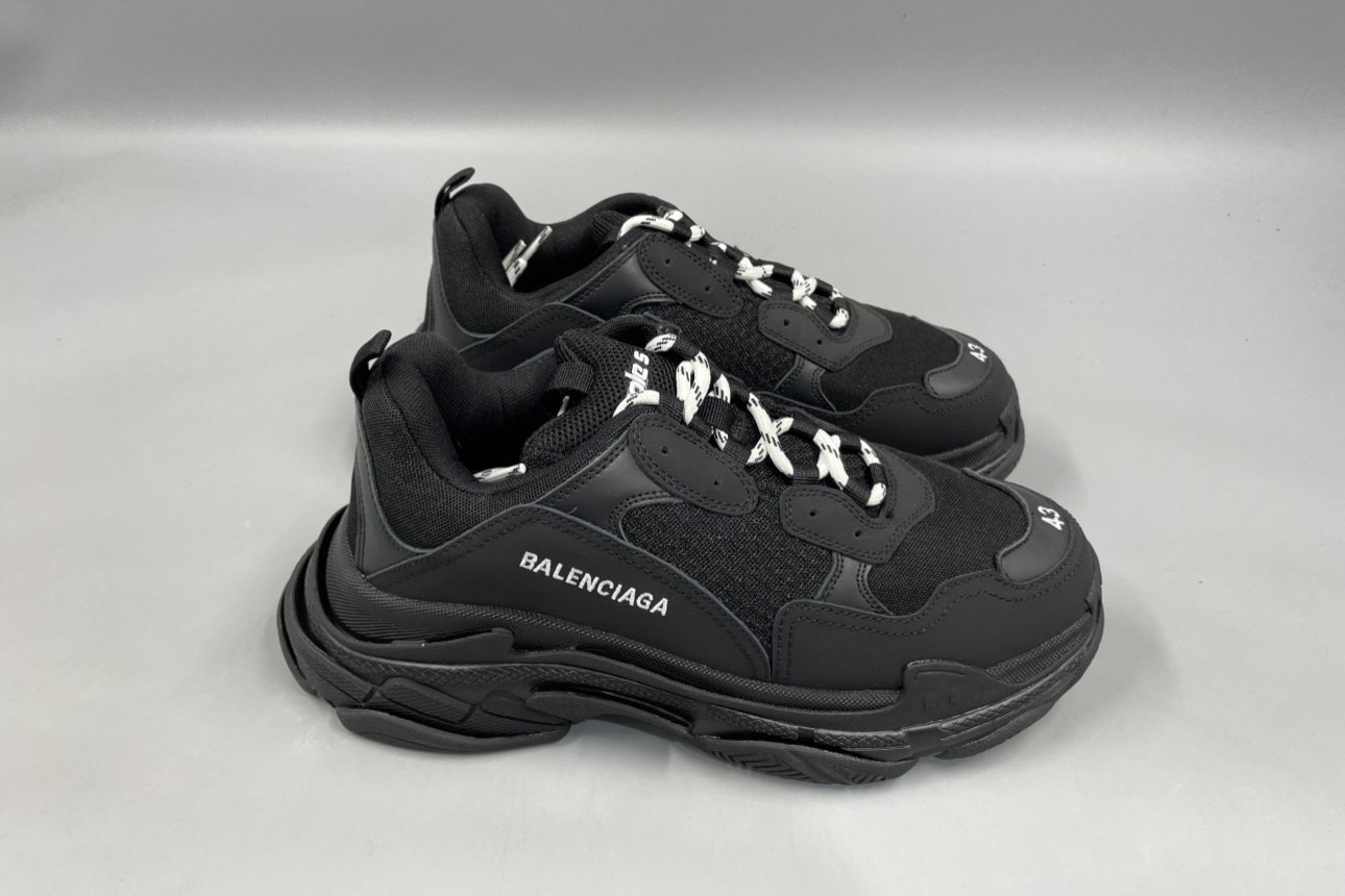 Triple S Black
