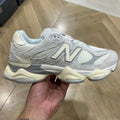 9060 Quartz Grey