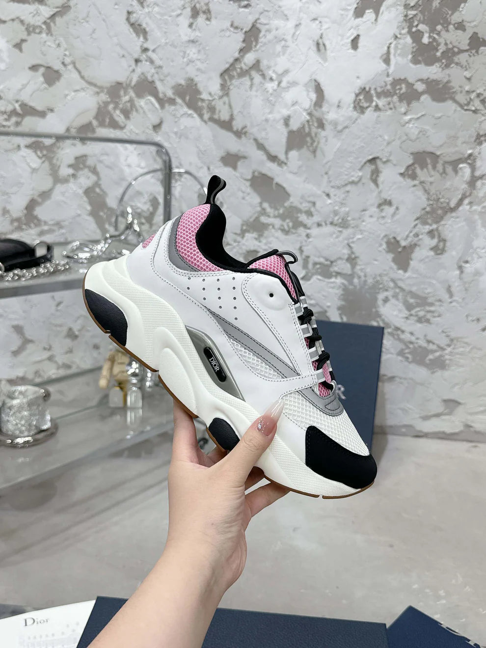 B22 Pink Mesh