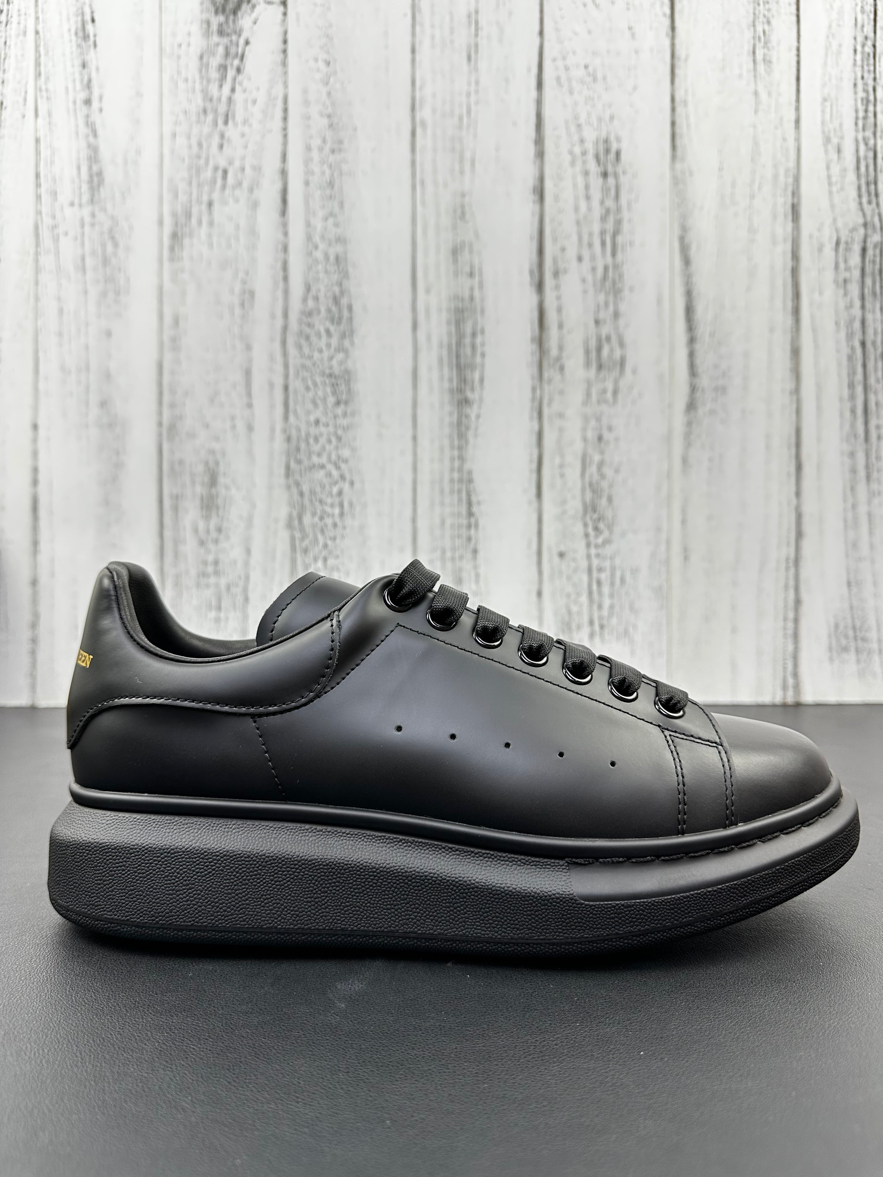 Alexander McQueen All Black