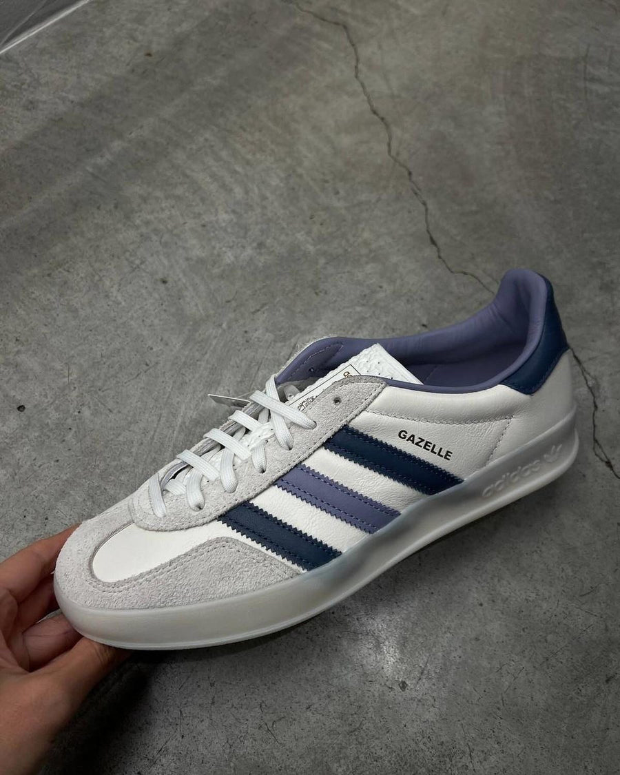 Spezial White and Blue