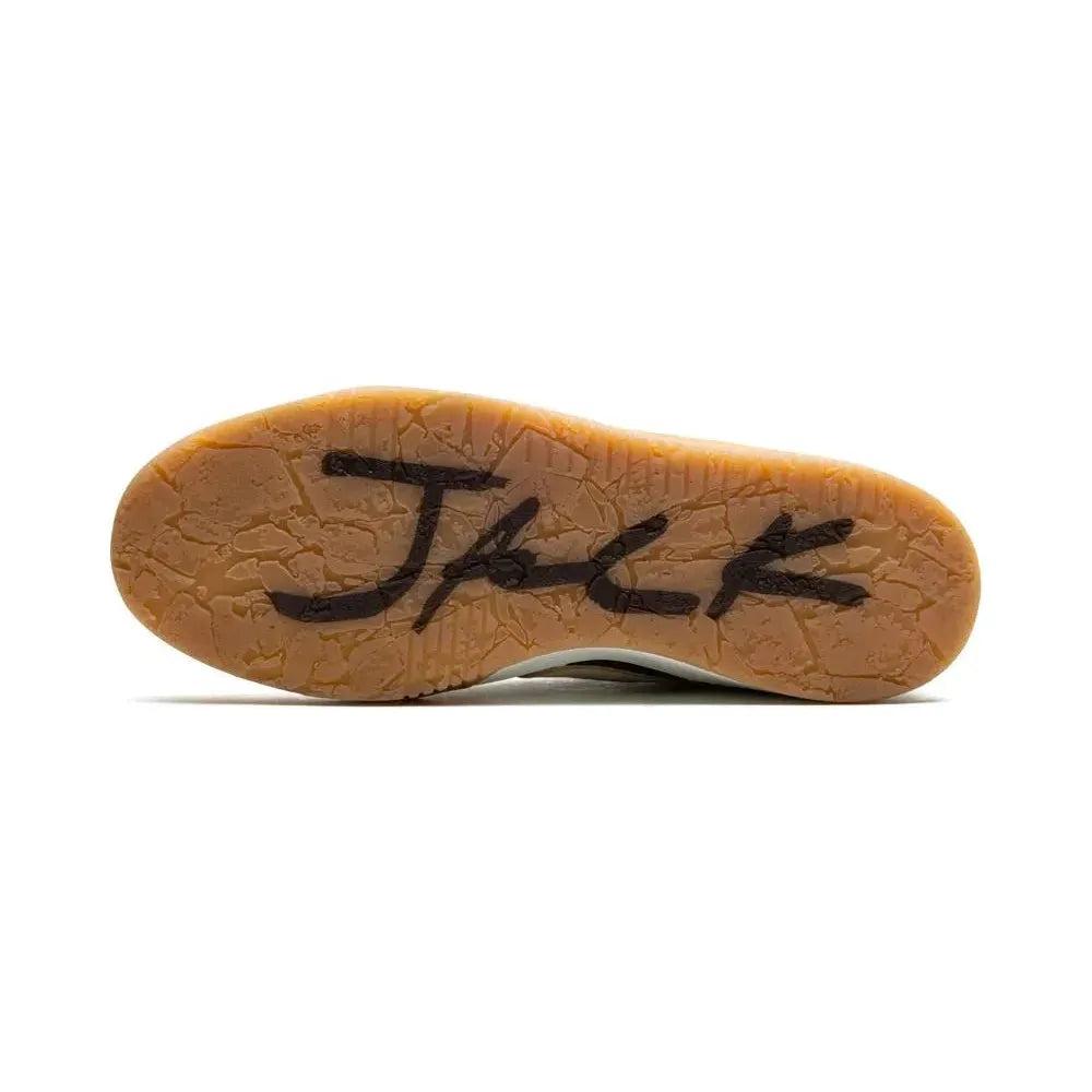 Jumpman Jack TR Travis Sail