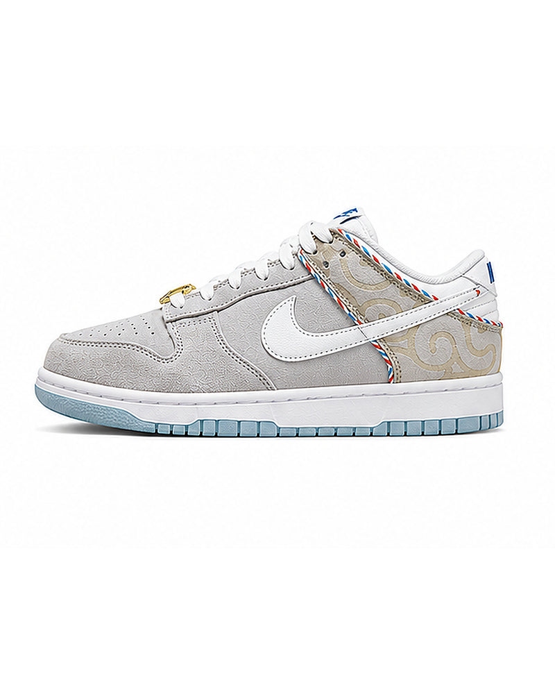 Dunk Low White Barber