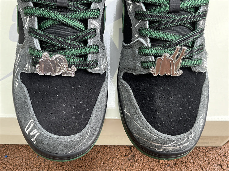 Dunk SB There Skateboards