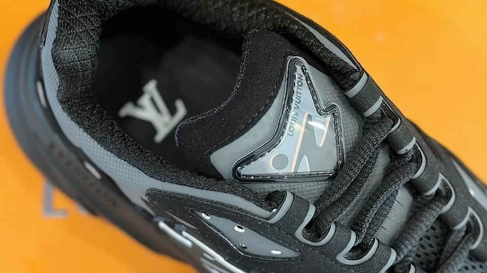 Runner Tatic All Black
