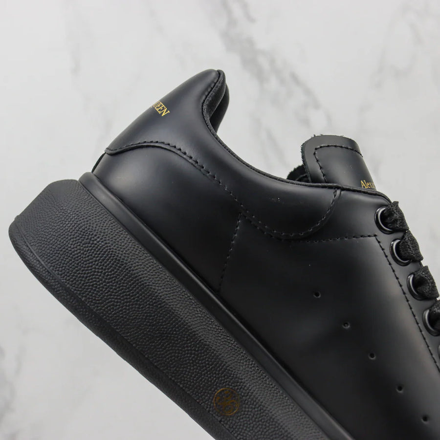 Alexander McQueen All Black