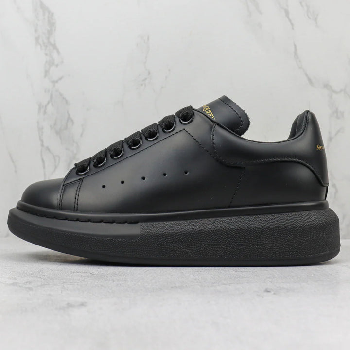 Alexander McQueen All Black