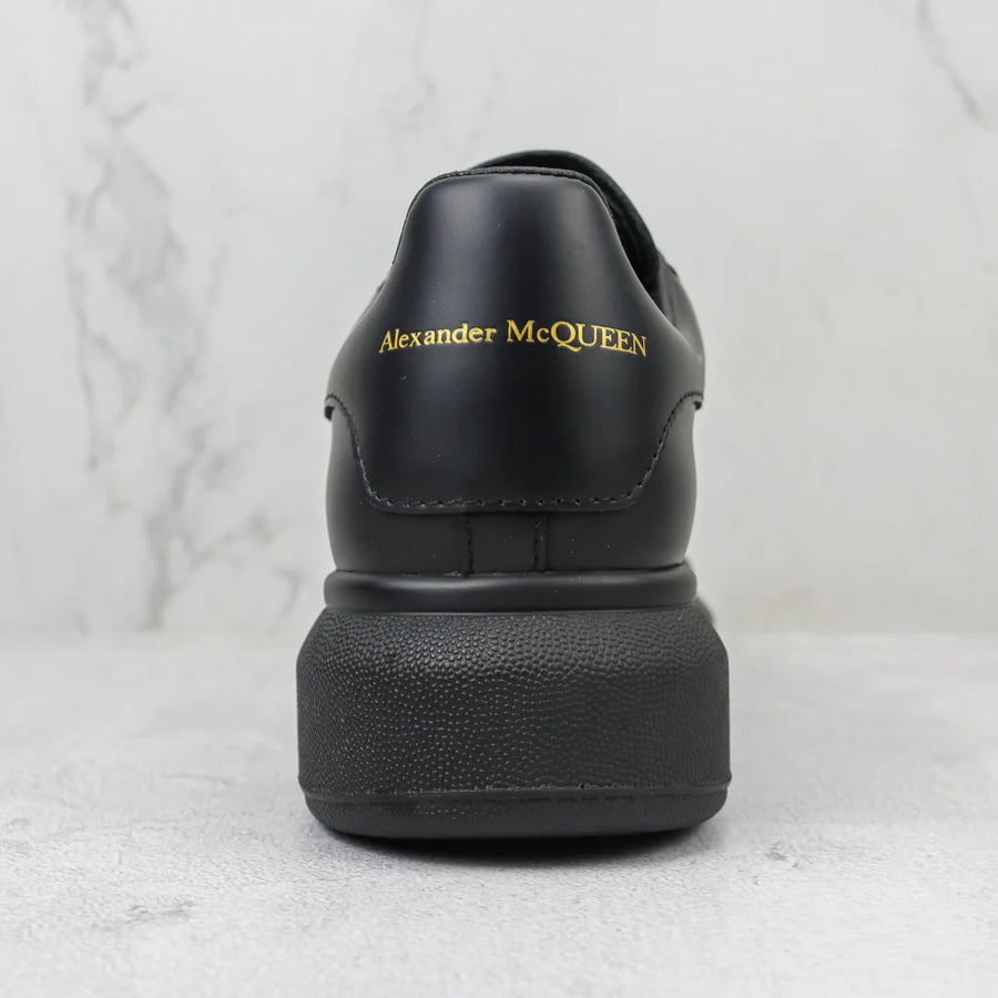 Alexander McQueen All Black