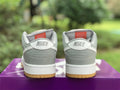 Dunk SB Wolf Grey Gum 6