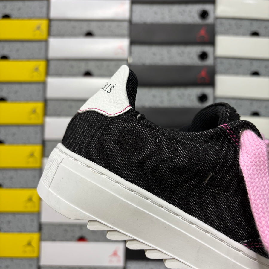 Numeris Black and Pink