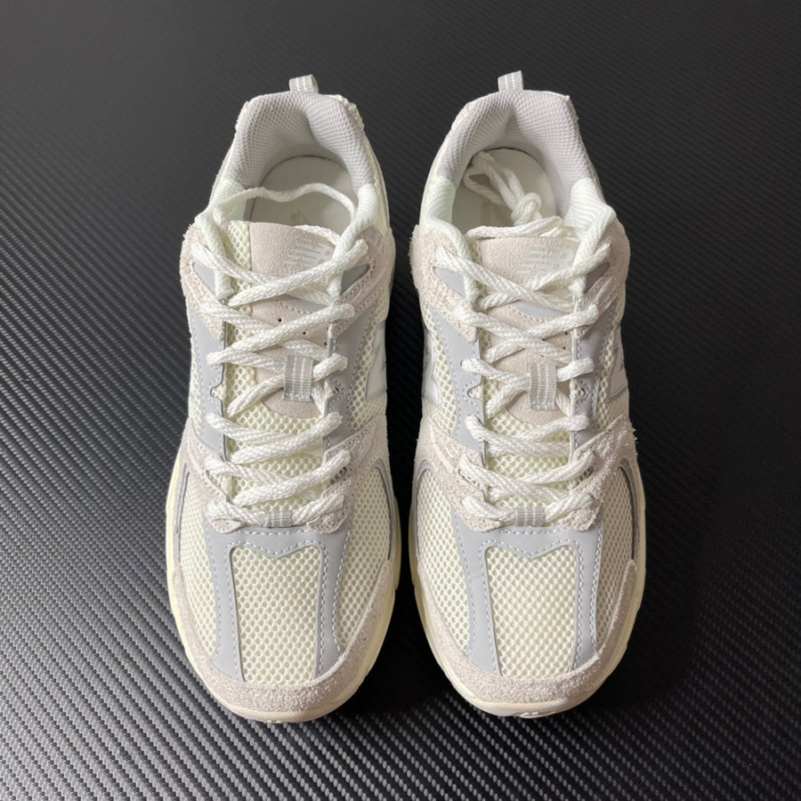 NB 530 Yellow and Beige