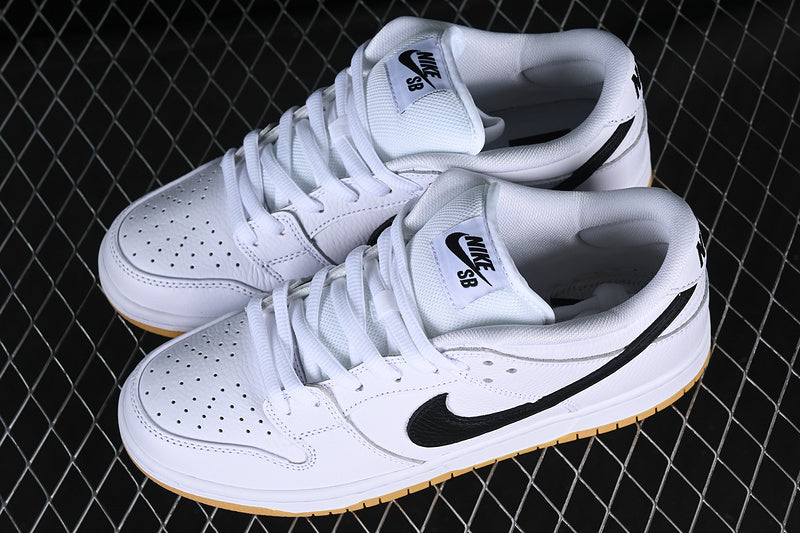 Dunk SB White Gum