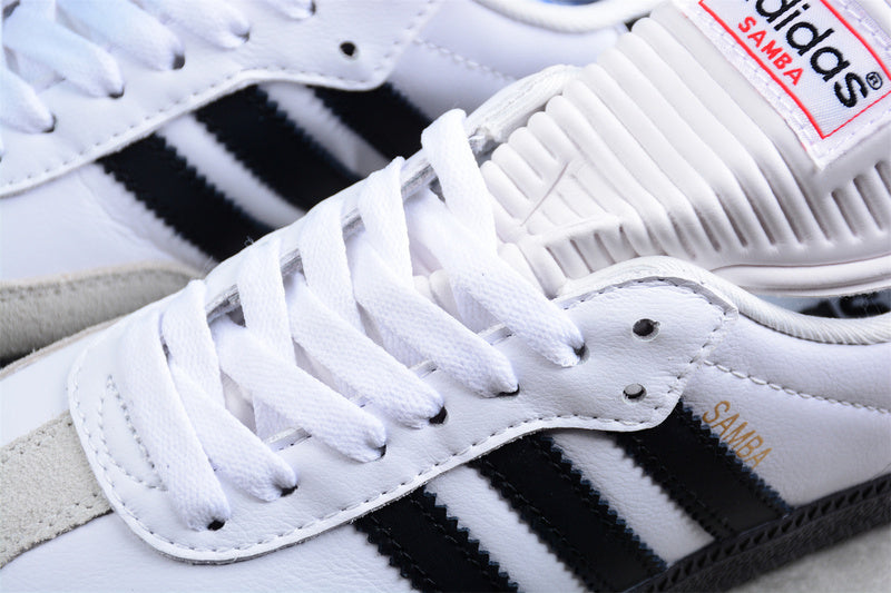 Samba Classic Black Sole