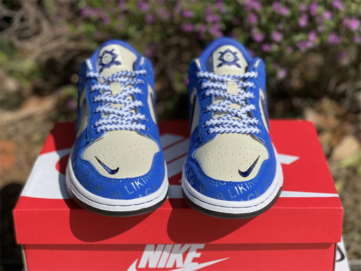 Dunk SB in the Racer Blue and Coconut