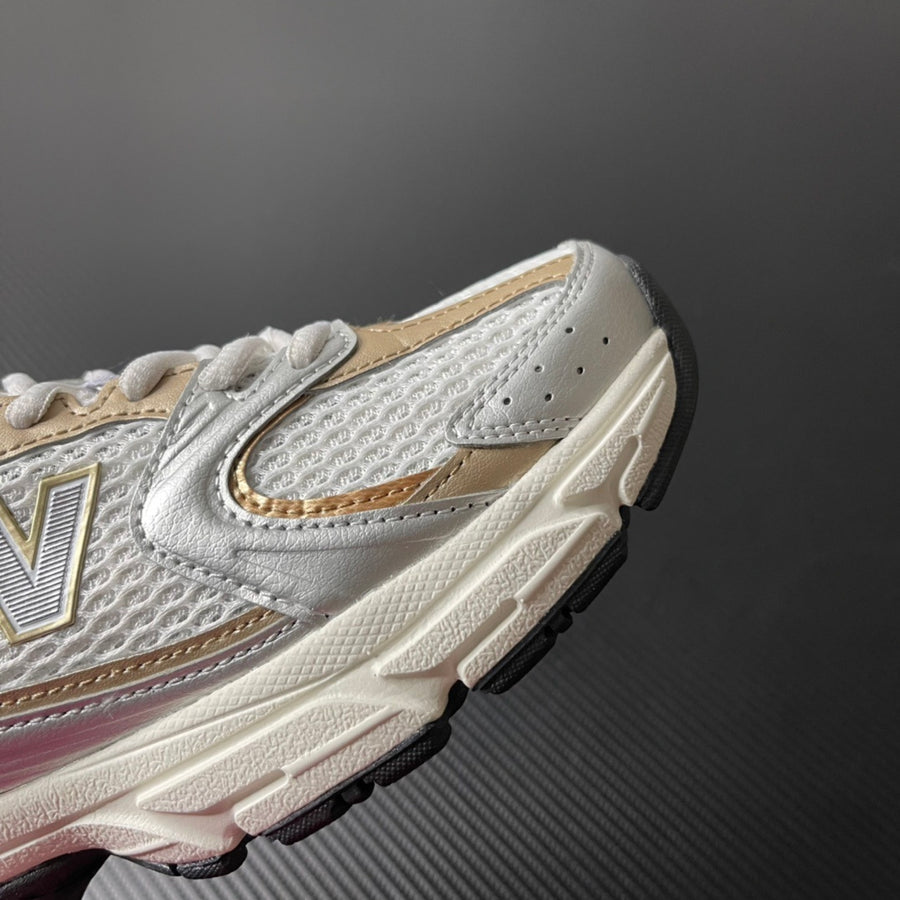 NB 530 Silver and Bronze