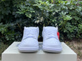 Dunk SB Supreme 94 White Metallic Silver 3